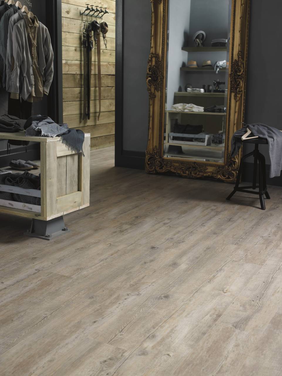 Karndean Van Gogh, Distressed Oak. image supplied by Karndean. Available from Flooring Matters in Devon to supply and install