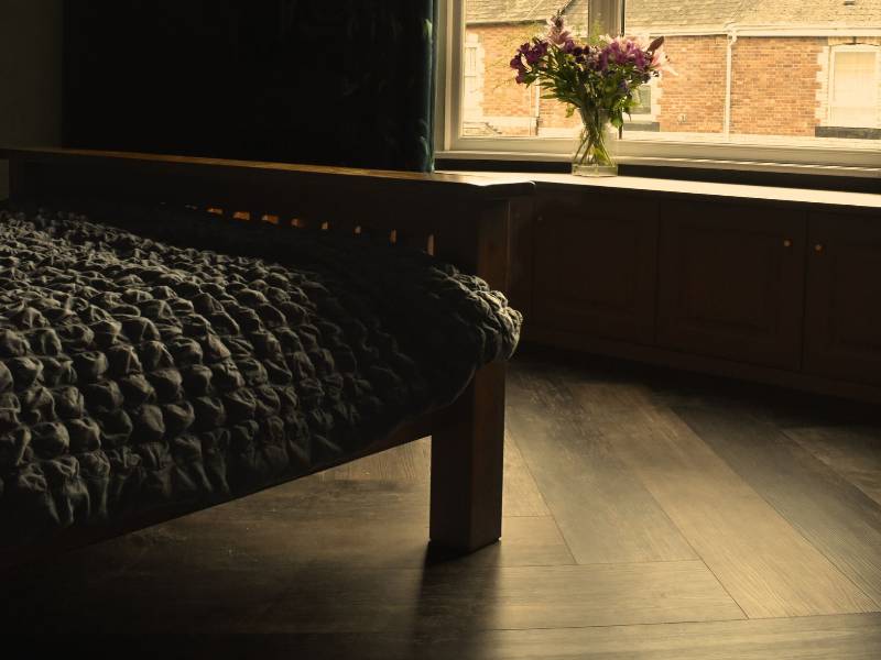 Karndean Van Gogh LVT Salvaged Barnwood in a Newton Abbot bedroom