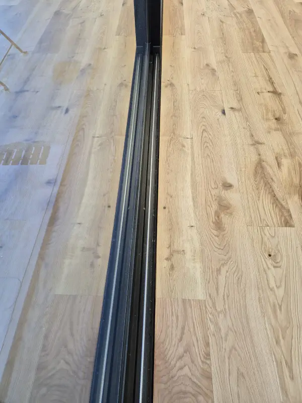 Kahrs Wood flooring in Kingsteignton Kitchen – edge finish next to window Kahrs Wood flooring in Kingsteignton Kitchen