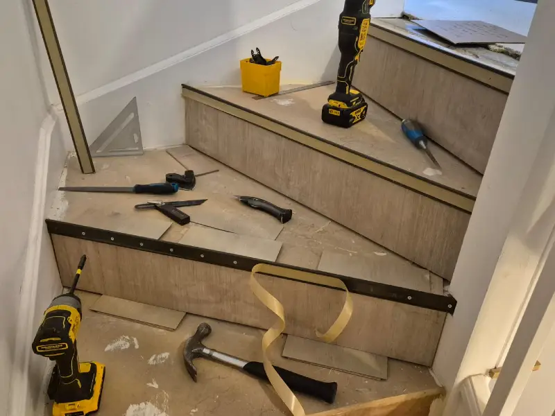 Tools used for laying LVT and Nosings on Stairs Tools used for laying LVT and Nosings on Stairs